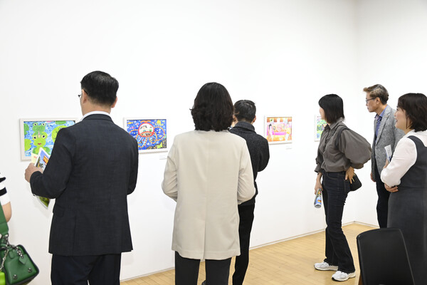 달성군, '지역아동센터 어린 화가들, 달성군을 물들이다' 전시.(사진_달성군)