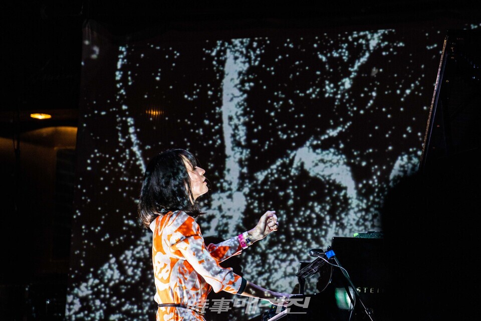 Alice Sara Ott (c)Yvonne Schmedemann