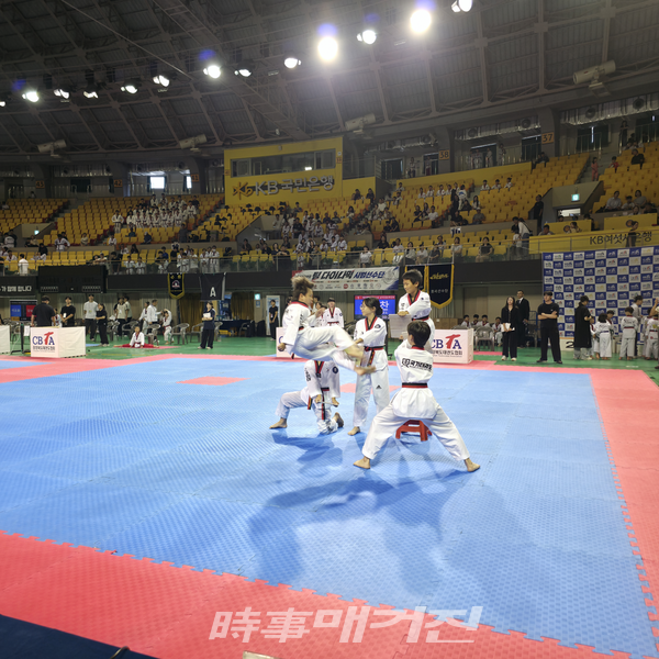 종합격파경기 모습 (사진_충청북도태권도협회 제공)