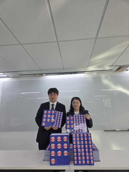 강릉시약사회 김회윤 회장, 심평원 정선호 강원본부장 (사진_건강보험심사평가원)​