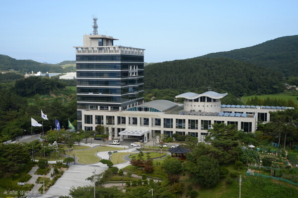 기장군청 전경. (사진_기장군)